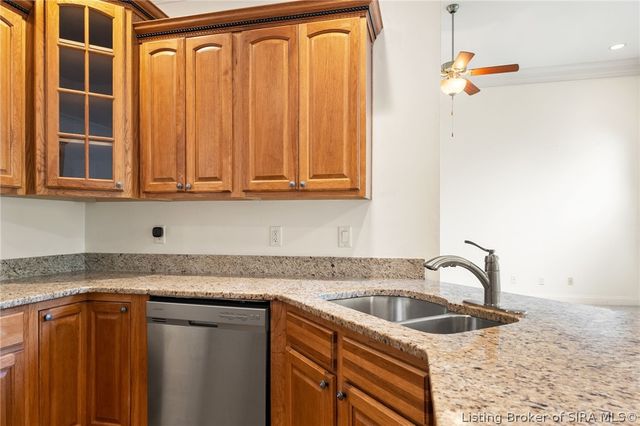 3044 Wolf Ridge Court, New Albany, IN 47150