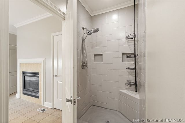 3044 Wolf Ridge Court, New Albany, IN 47150