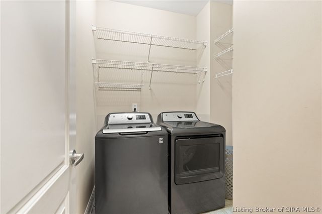 3044 Wolf Ridge Court, New Albany, IN 47150