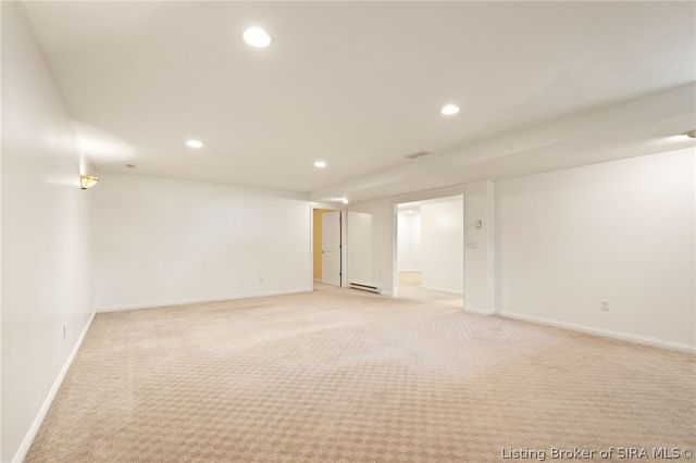 3044 Wolf Ridge Court, New Albany, IN 47150