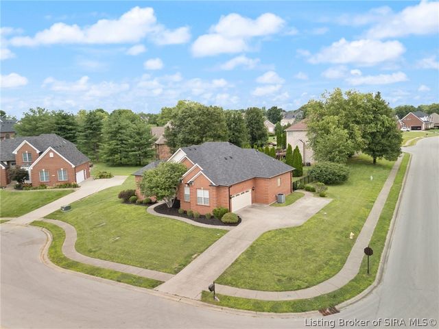 3044 Wolf Ridge Court, New Albany, IN 47150