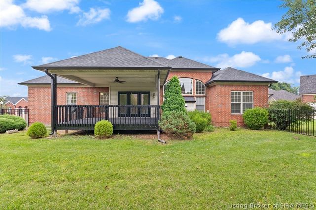 3044 Wolf Ridge Court, New Albany, IN 47150