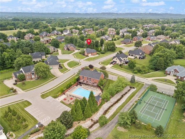 3044 Wolf Ridge Court, New Albany, IN 47150