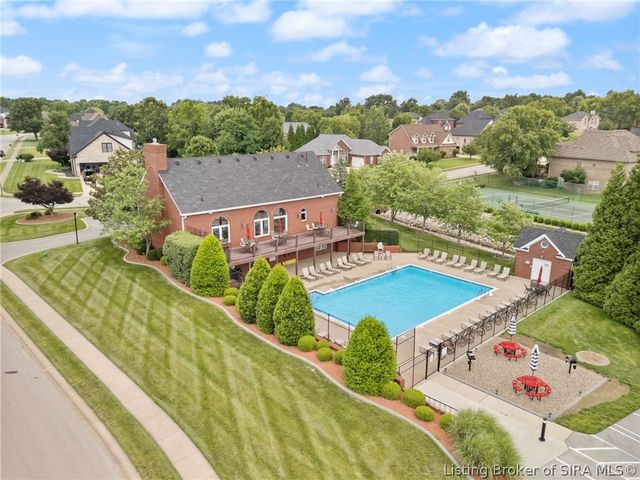 3044 Wolf Ridge Court, New Albany, IN 47150