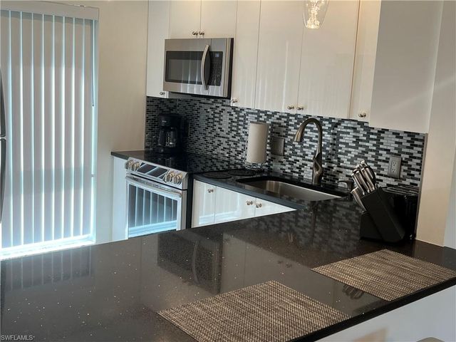 348 Tern DR 2, Naples, FL 34112