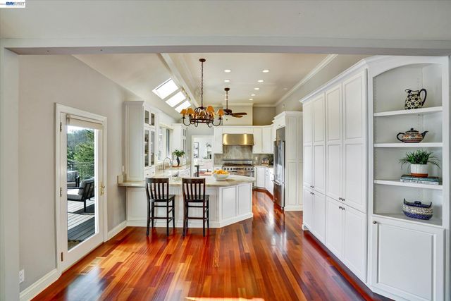 2382 Alameda Diablo, Diablo, CA 94528