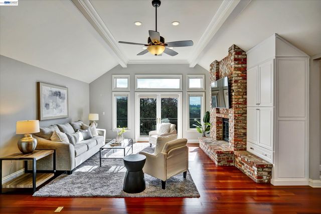 2382 Alameda Diablo, Diablo, CA 94528