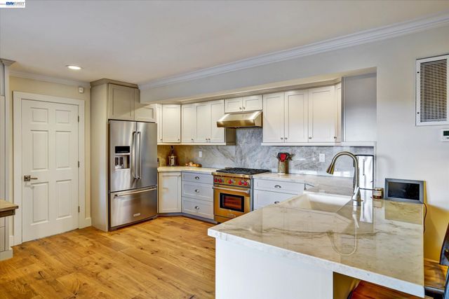 2382 Alameda Diablo, Diablo, CA 94528