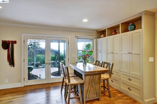 2382 Alameda Diablo, Diablo, CA 94528