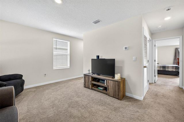13765 WHISKEY DAISY DRIVE, Dade City, FL 33525