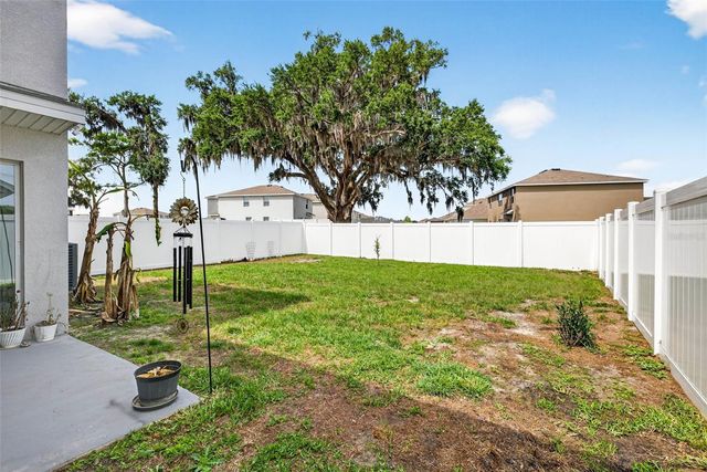 13765 WHISKEY DAISY DRIVE, Dade City, FL 33525