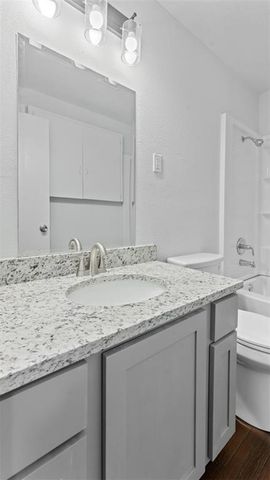5748 N Graham Road, Springdale, AR 72762