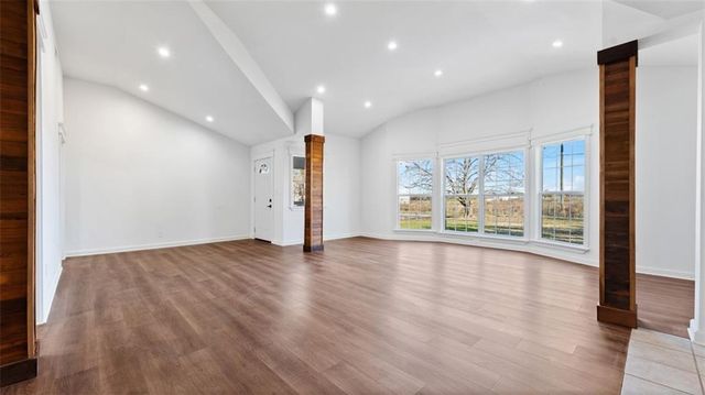 5748 N Graham Road, Springdale, AR 72762