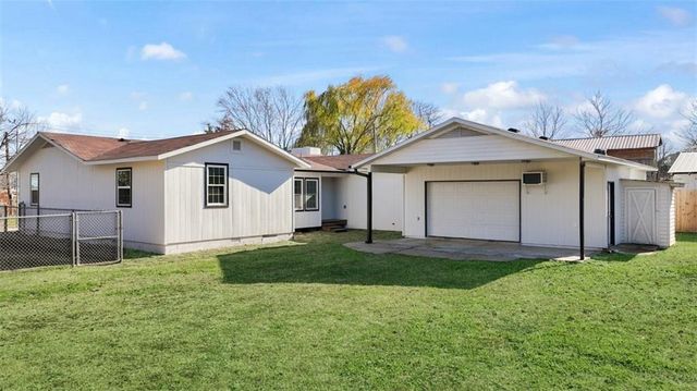 5748 N Graham Road, Springdale, AR 72762