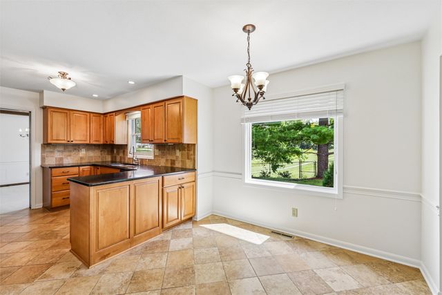 1237 20th Street, West Des Moines, IA 50265