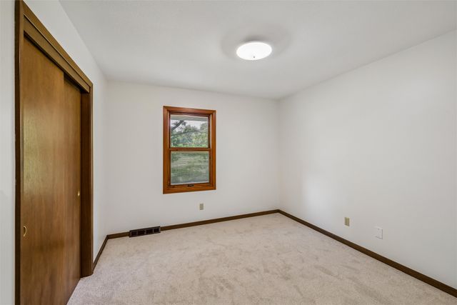 1237 20th Street, West Des Moines, IA 50265
