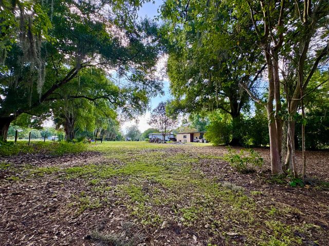 17135 NW 190th Road, Okeechobee, FL 34972