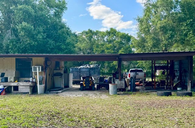 17135 NW 190th Road, Okeechobee, FL 34972