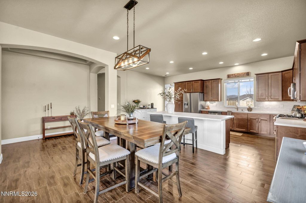 Image 11 of property listing at 485 Sunset Springs Lane, Sparks, NV 89441