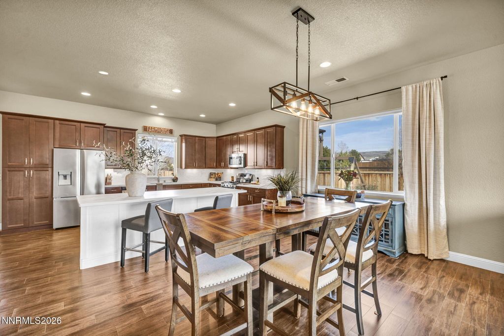 Image 12 of property listing at 485 Sunset Springs Lane, Sparks, NV 89441