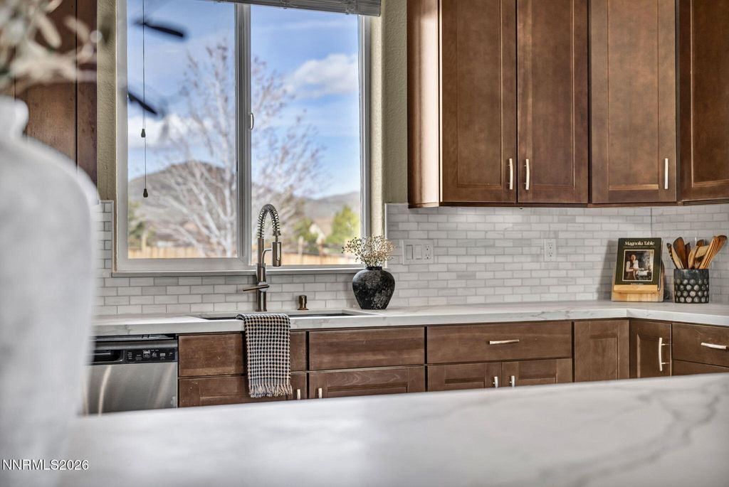 Image 17 of property listing at 485 Sunset Springs Lane, Sparks, NV 89441