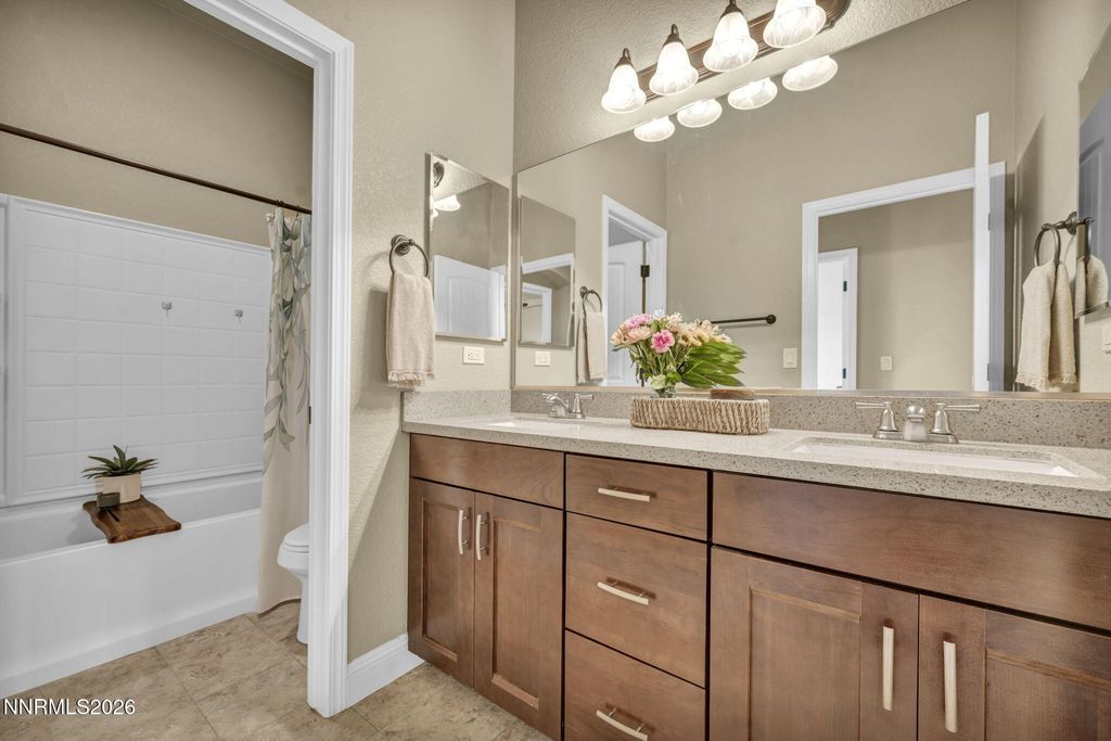 Image 31 of property listing at 485 Sunset Springs Lane, Sparks, NV 89441