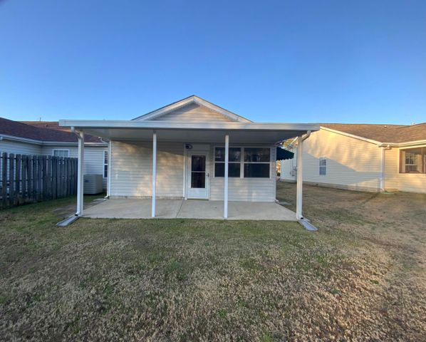 196 Flagstone Drive, Rossville, GA 30741