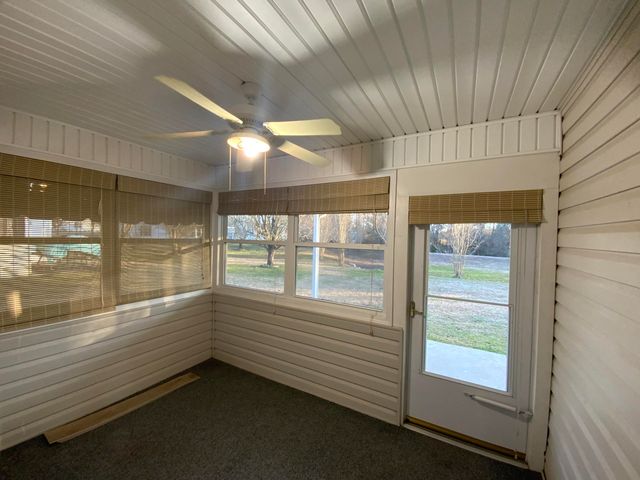 196 Flagstone Drive, Rossville, GA 30741