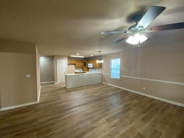 196 Flagstone Drive, Rossville, GA 30741