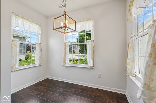 620 Bobtail Drive, Greenfield, IN 46140