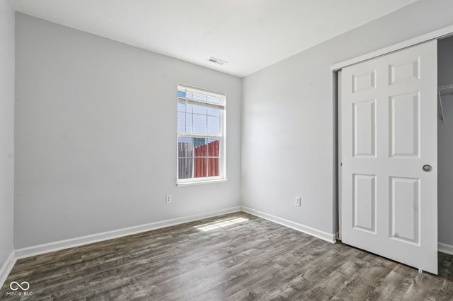 620 Bobtail Drive, Greenfield, IN 46140