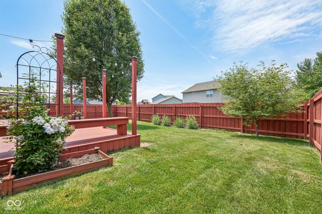 620 Bobtail Drive, Greenfield, IN 46140