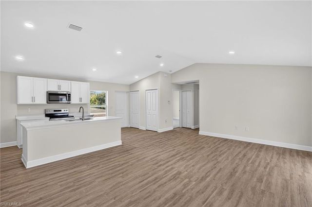 702 NW Douglas CIR, Cape Coral, FL 33993