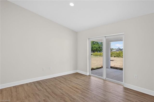 702 NW Douglas CIR, Cape Coral, FL 33993