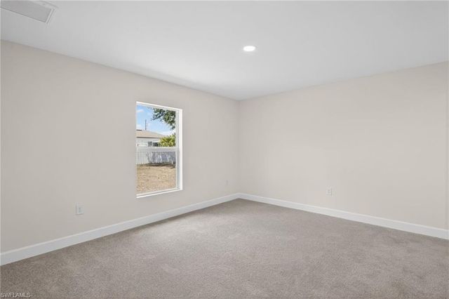 702 NW Douglas CIR, Cape Coral, FL 33993