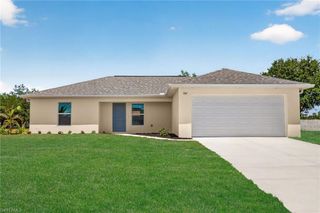 702 NW Douglas CIR, Cape Coral, FL 33993