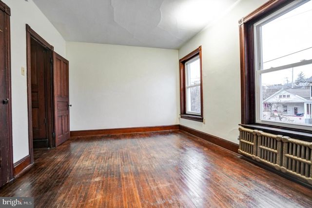 642 WALNUT ST, Pottstown, PA 19464