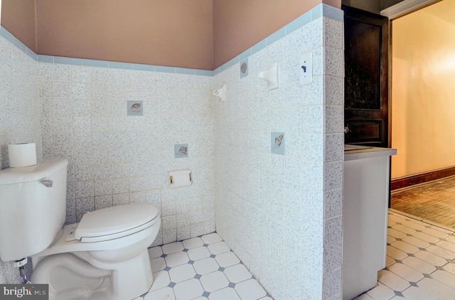 642 WALNUT ST, Pottstown, PA 19464