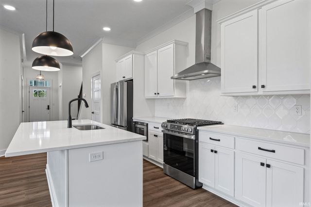 120 Parkerwood Lane, West Lafayette, IN 47906