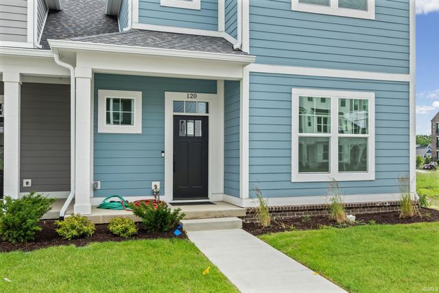 120 Parkerwood Lane, West Lafayette, IN 47906