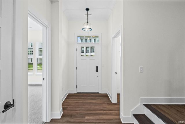 120 Parkerwood Lane, West Lafayette, IN 47906