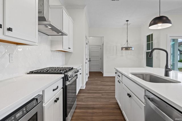 120 Parkerwood Lane, West Lafayette, IN 47906