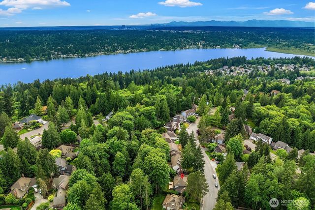 20141 NE 42nd Street, Sammamish, WA 98074