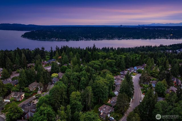 20141 NE 42nd Street, Sammamish, WA 98074