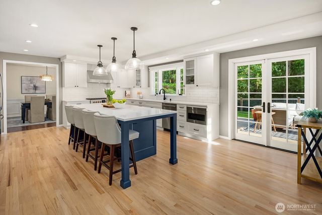 20141 NE 42nd Street, Sammamish, WA 98074