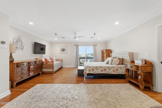 306 Lake Park Boulevard S 302, Carolina Beach, NC 28428
