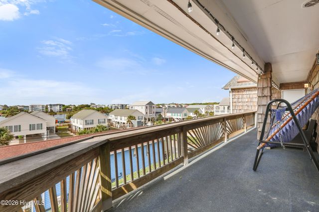 306 Lake Park Boulevard S 302, Carolina Beach, NC 28428