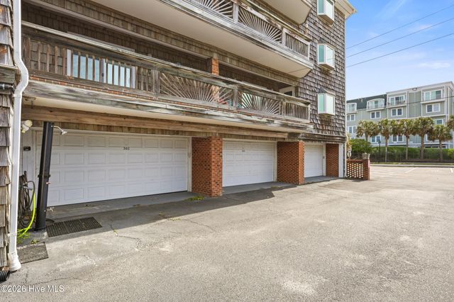 306 Lake Park Boulevard S 302, Carolina Beach, NC 28428