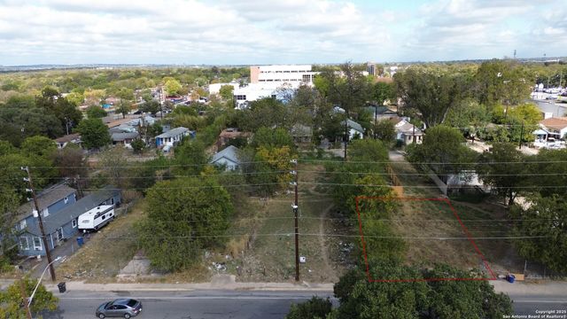 2521 Guadalupe, San Antonio, TX 78207