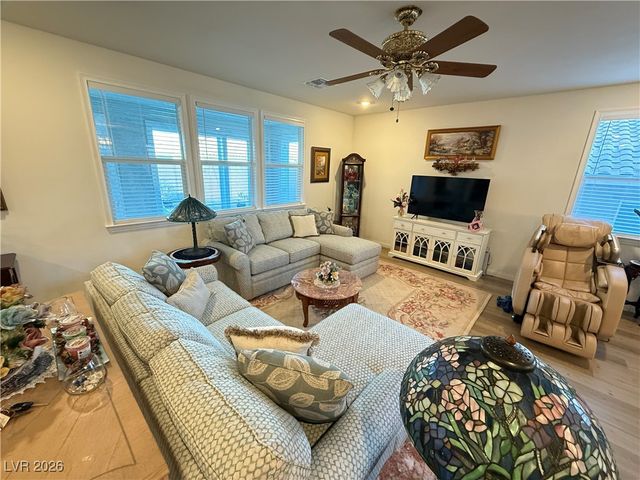 10842 Gentle Crest Avenue, Las Vegas, NV 89166